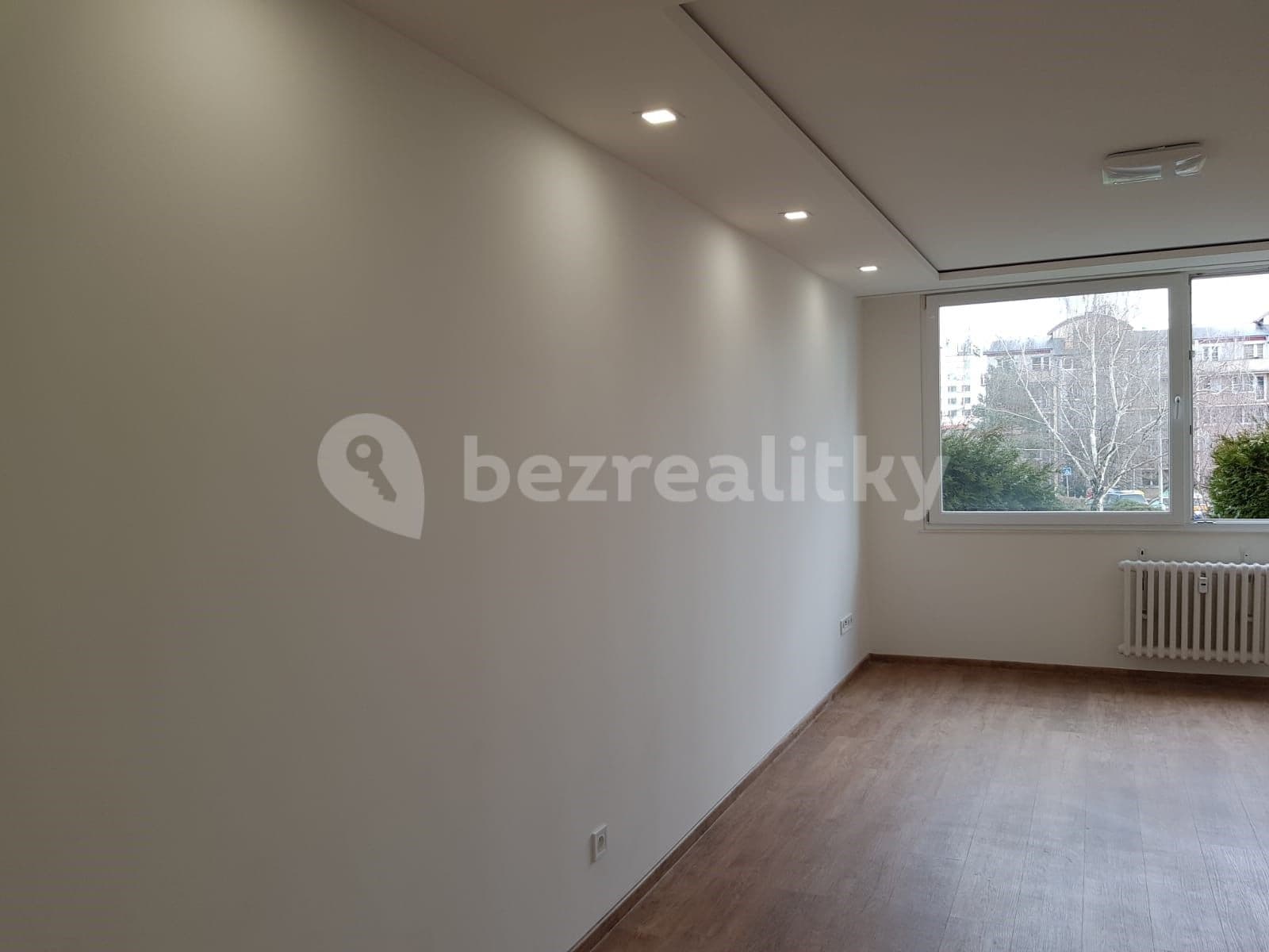 1 bedroom with open-plan kitchen flat to rent, 45 m², Nevanova, Prague, Prague 1 bedroom with open-plan kitchen flat to rent, 45 m², Nevanova, Prague, Prague