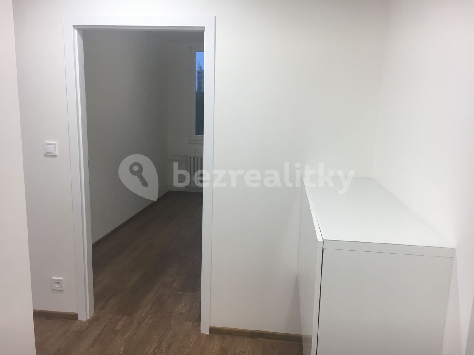 1 bedroom with open-plan kitchen flat to rent, 45 m², Nevanova, Prague, Prague 1 bedroom with open-plan kitchen flat to rent, 45 m², Nevanova, Prague, Prague