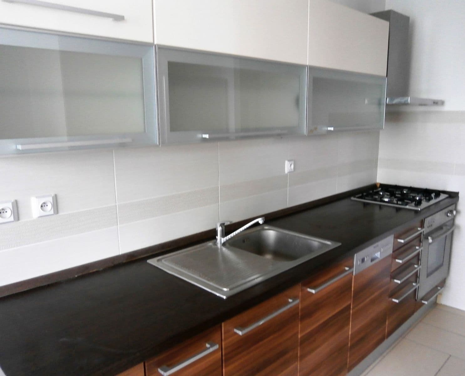 3 bedroom flat to rent, 78 m², Zvoncovitá, Prague, Prague 3 bedroom flat to rent, 78 m², Zvoncovitá, Prague, Prague