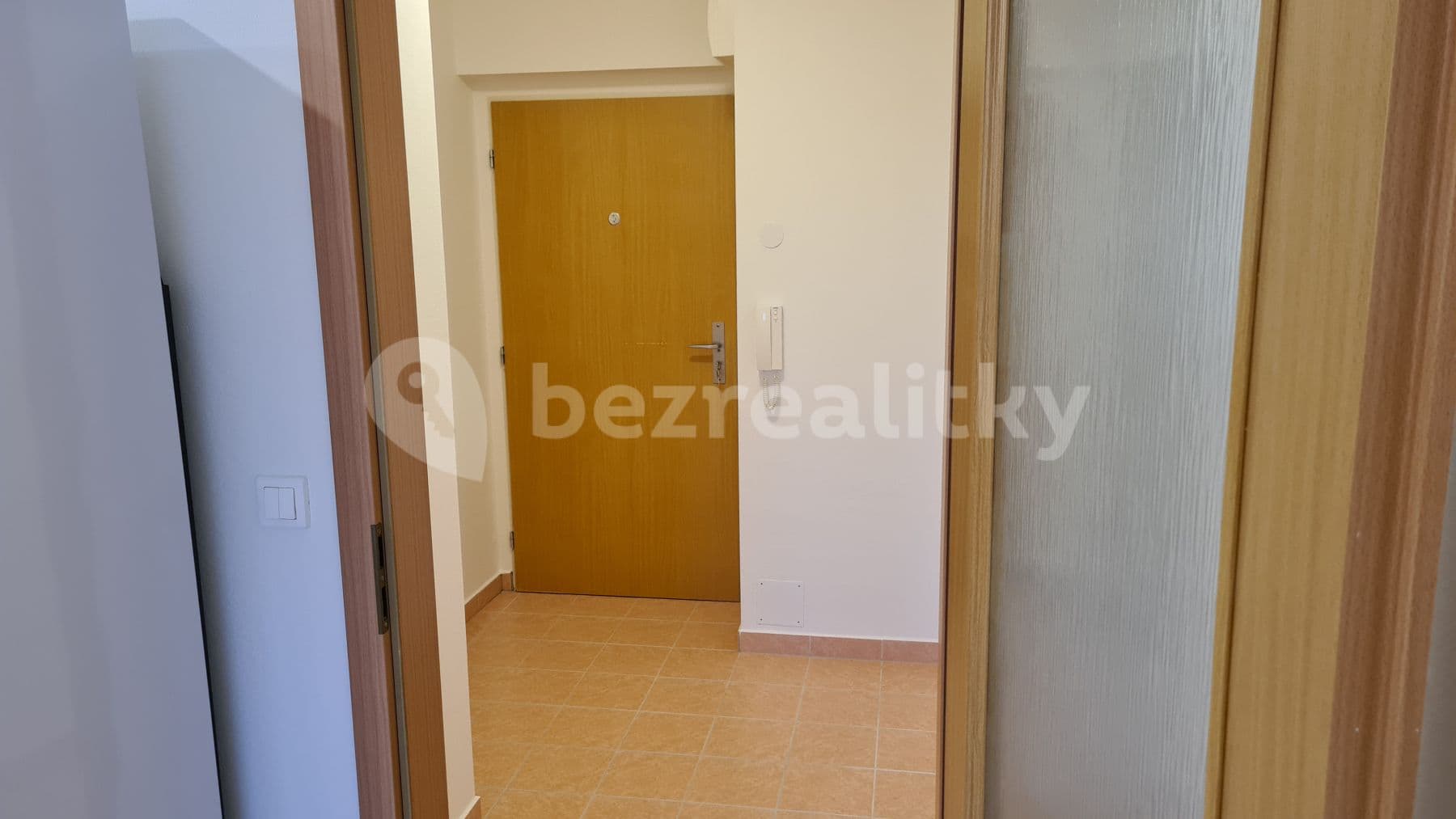 Studio flat to rent, 30 m², Boloňská, Prague, Prague Studio flat to rent, 30 m², Boloňská, Prague, Prague