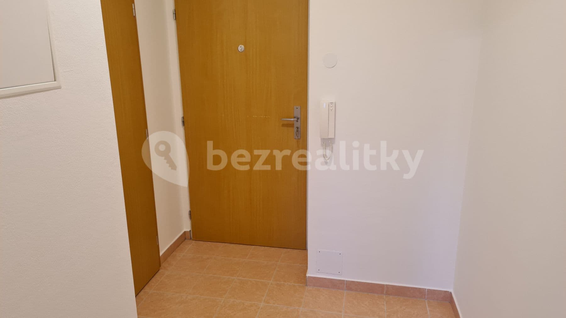 Studio flat to rent, 30 m², Boloňská, Prague, Prague Studio flat to rent, 30 m², Boloňská, Prague, Prague