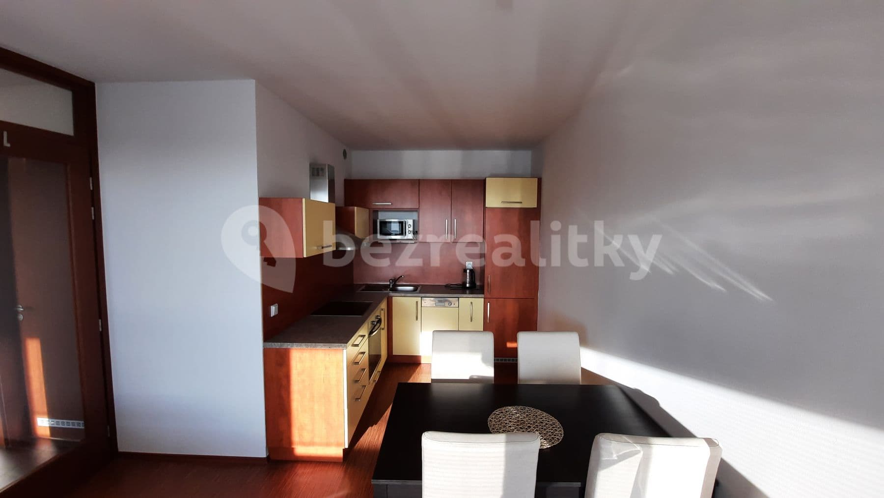 1 bedroom with open-plan kitchen flat to rent, 47 m², Jeremiášova, Prague, Prague 1 bedroom with open-plan kitchen flat to rent, 47 m², Jeremiášova, Prague, Prague