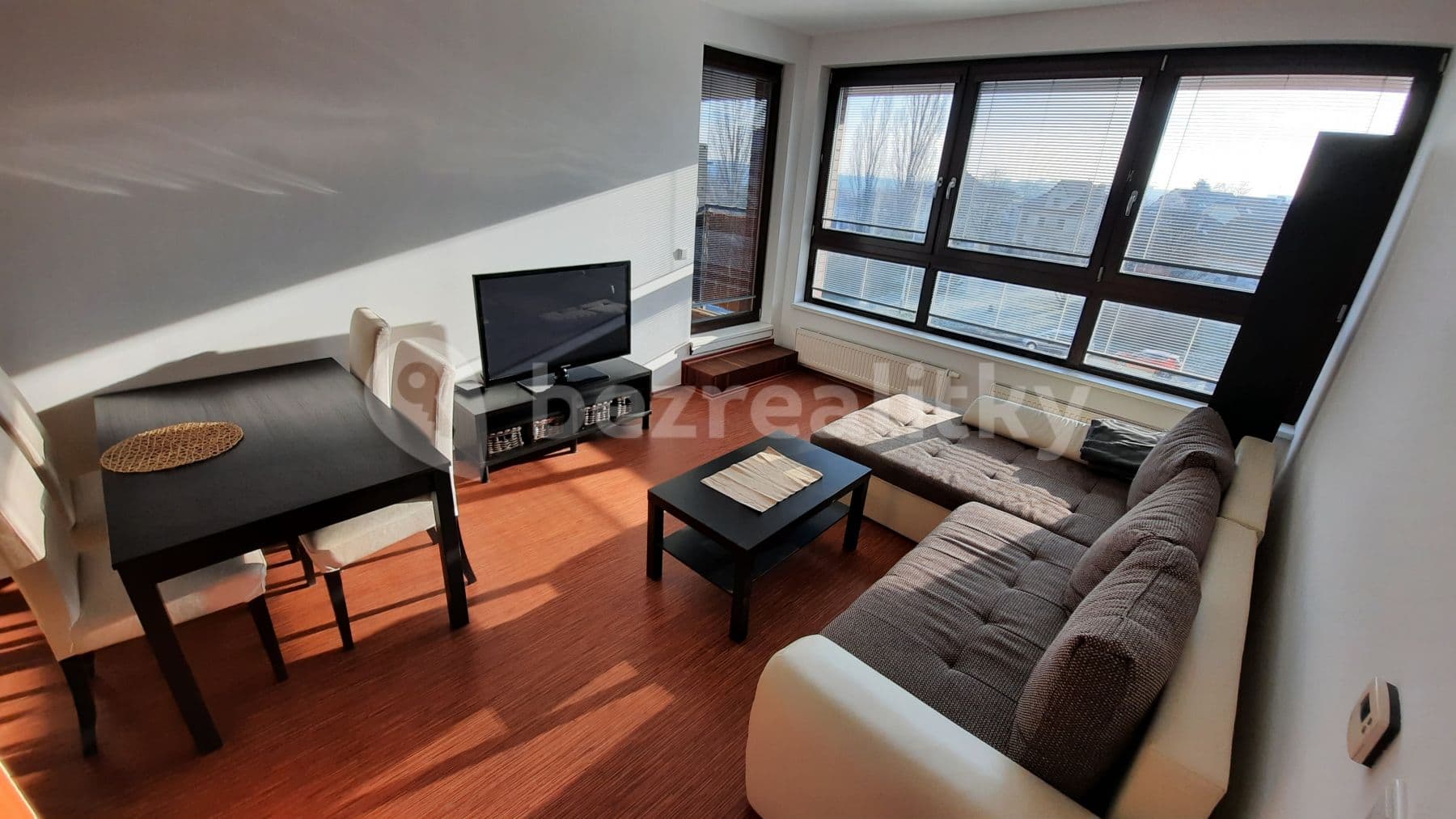 1 bedroom with open-plan kitchen flat to rent, 47 m², Jeremiášova, Prague, Prague 1 bedroom with open-plan kitchen flat to rent, 47 m², Jeremiášova, Prague, Prague