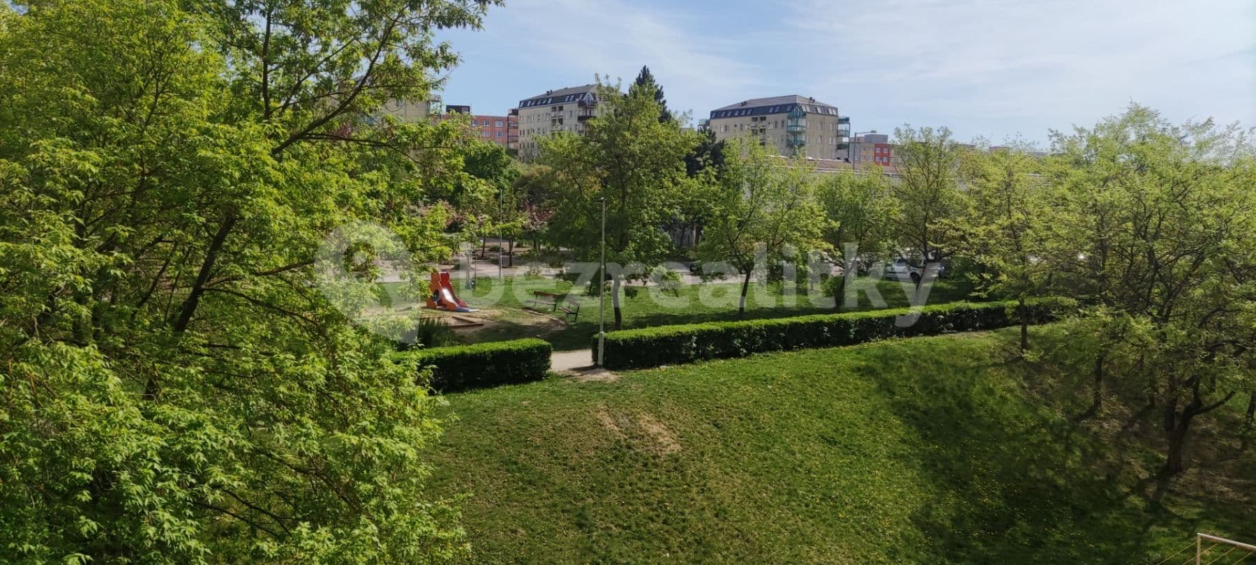1 bedroom with open-plan kitchen flat to rent, 47 m², Generála Janouška, Prague, Prague 1 bedroom with open-plan kitchen flat to rent, 47 m², Generála Janouška, Prague, Prague