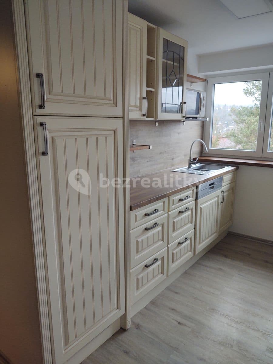 2 bedroom with open-plan kitchen flat to rent, 90 m², Komenského, Řevnice, Středočeský Region 2 bedroom with open-plan kitchen flat to rent, 90 m², Komenského, Řevnice, Středočeský Region