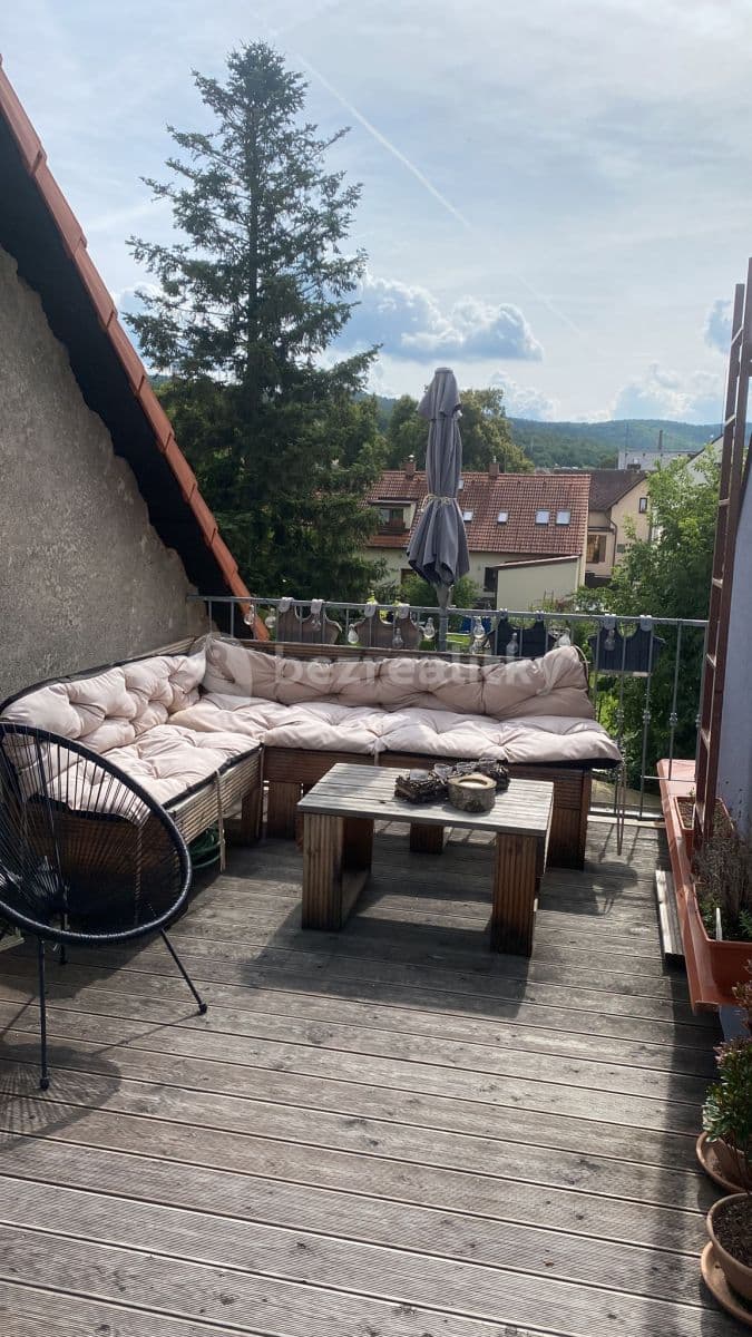 2 bedroom with open-plan kitchen flat to rent, 90 m², Komenského, Řevnice, Středočeský Region 2 bedroom with open-plan kitchen flat to rent, 90 m², Komenského, Řevnice, Středočeský Region