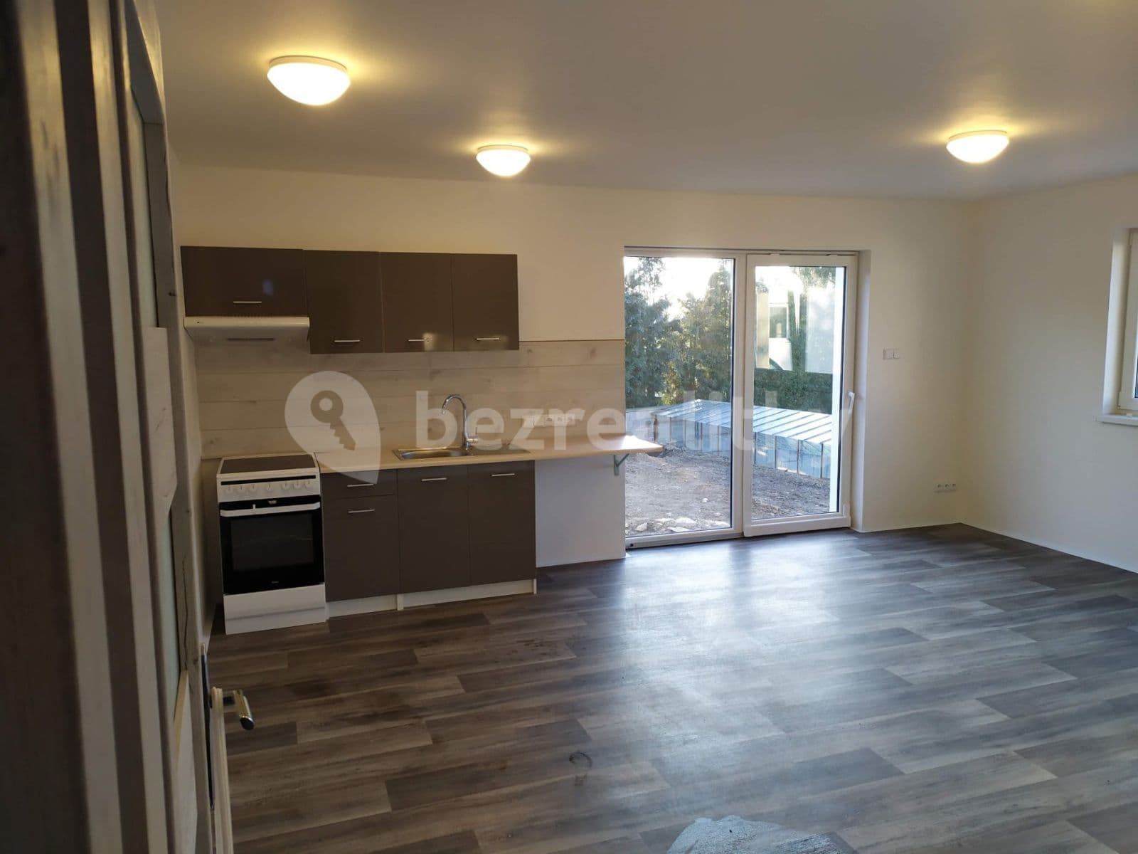 1 bedroom with open-plan kitchen flat to rent, 70 m², Frýdlantská, Chrastava, Liberecký Region 1 bedroom with open-plan kitchen flat to rent, 70 m², Frýdlantská, Chrastava, Liberecký Region