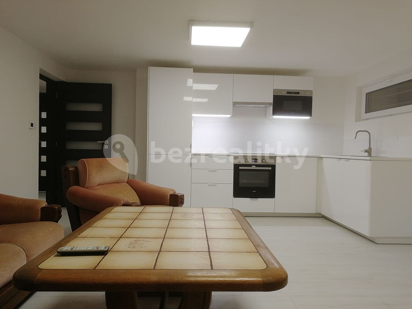 1 bedroom with open-plan kitchen flat to rent, 58 m², Nechanická, Prague, Prague 1 bedroom with open-plan kitchen flat to rent, 58 m², Nechanická, Prague, Prague