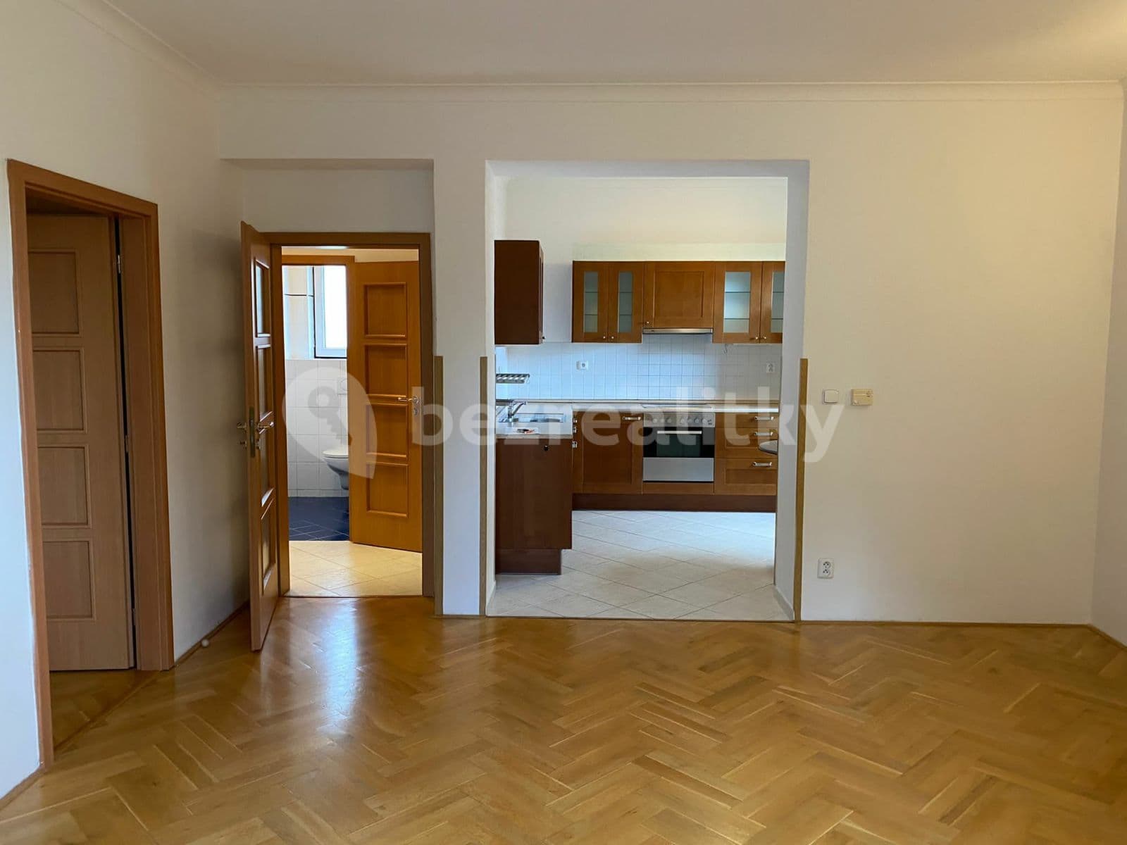 1 bedroom with open-plan kitchen flat to rent, 53 m², Pod Kesnerkou, Prague, Prague 1 bedroom with open-plan kitchen flat to rent, 53 m², Pod Kesnerkou, Prague, Prague