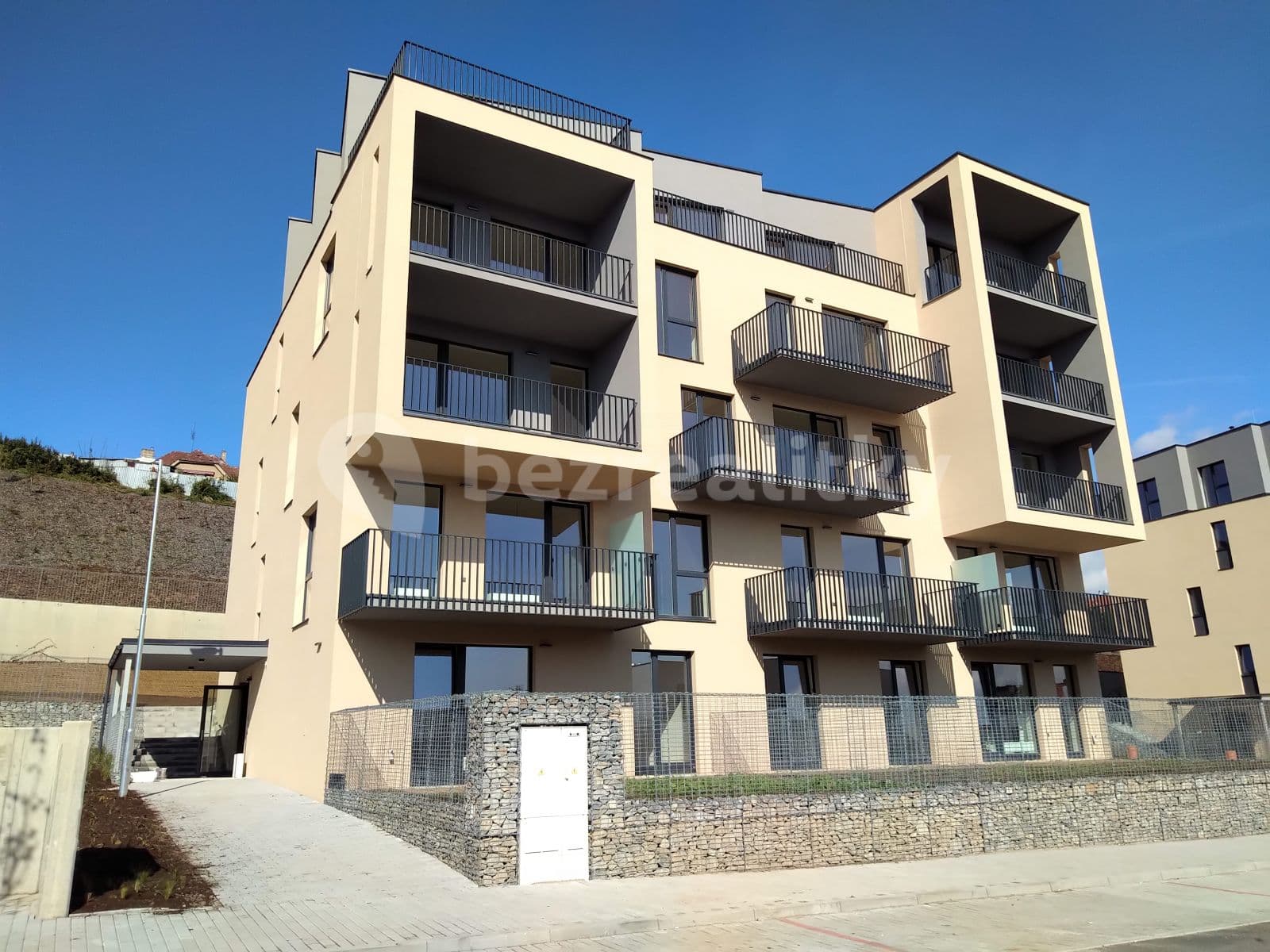 1 bedroom with open-plan kitchen flat to rent, 62 m², Duslova, Beroun, Středočeský Region 1 bedroom with open-plan kitchen flat to rent, 62 m², Duslova, Beroun, Středočeský Region