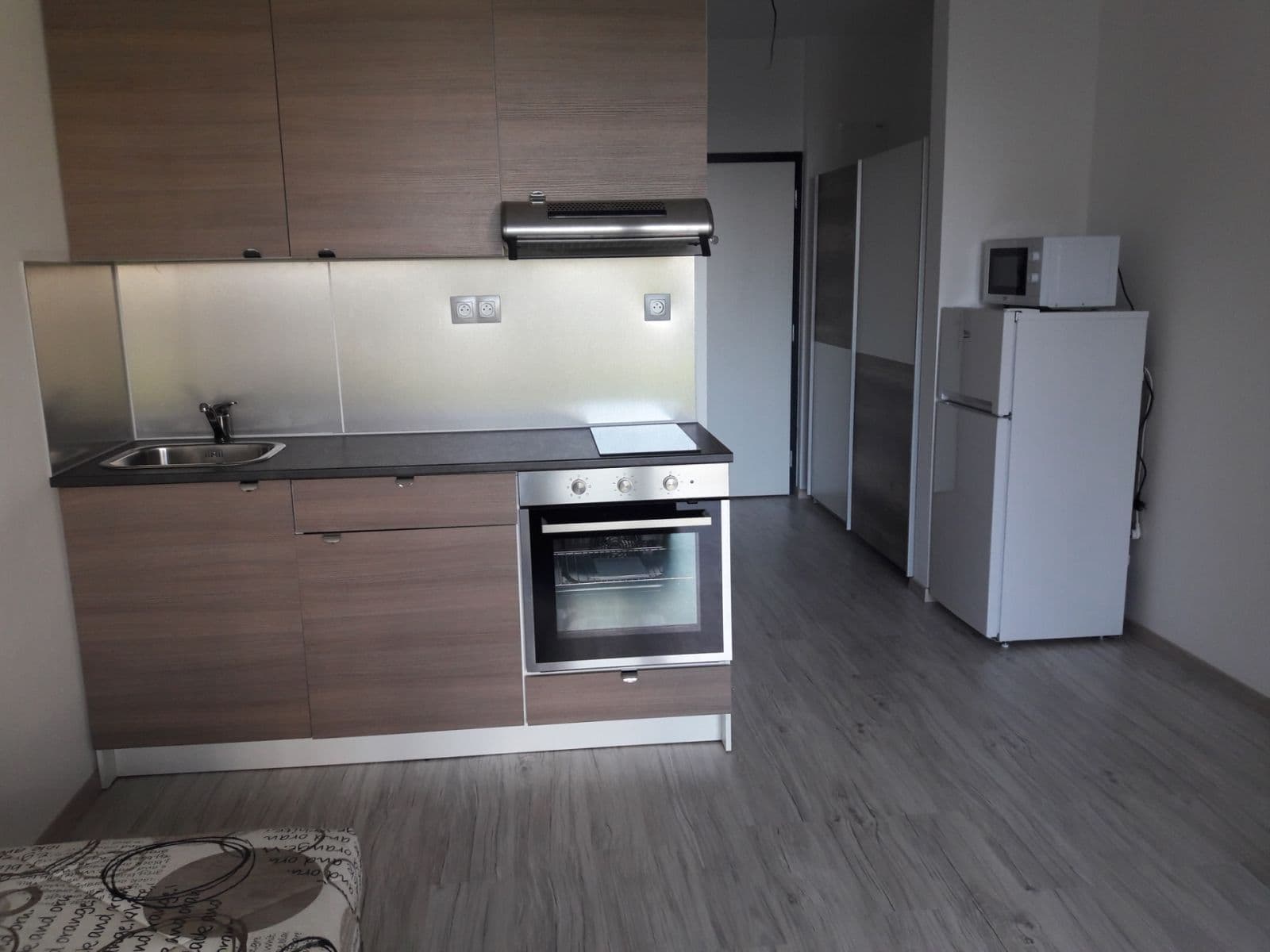 1 bedroom flat to rent, 31 m², Zuzany Chalupovej, Petržalka, Bratislavský Region 1 bedroom flat to rent, 31 m², Zuzany Chalupovej, Petržalka, Bratislavský Region