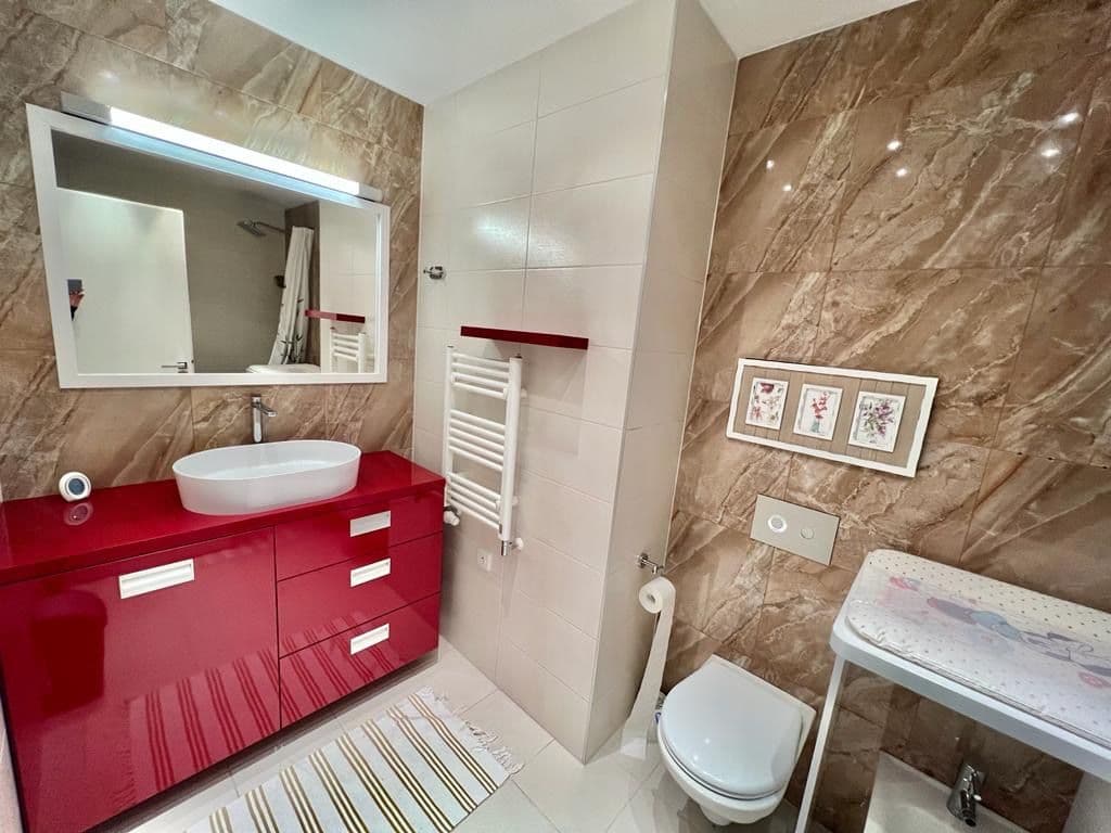 2 bedroom with open-plan kitchen flat to rent, 80 m², Baarova, Prague, Prague 2 bedroom with open-plan kitchen flat to rent, 80 m², Baarova, Prague, Prague