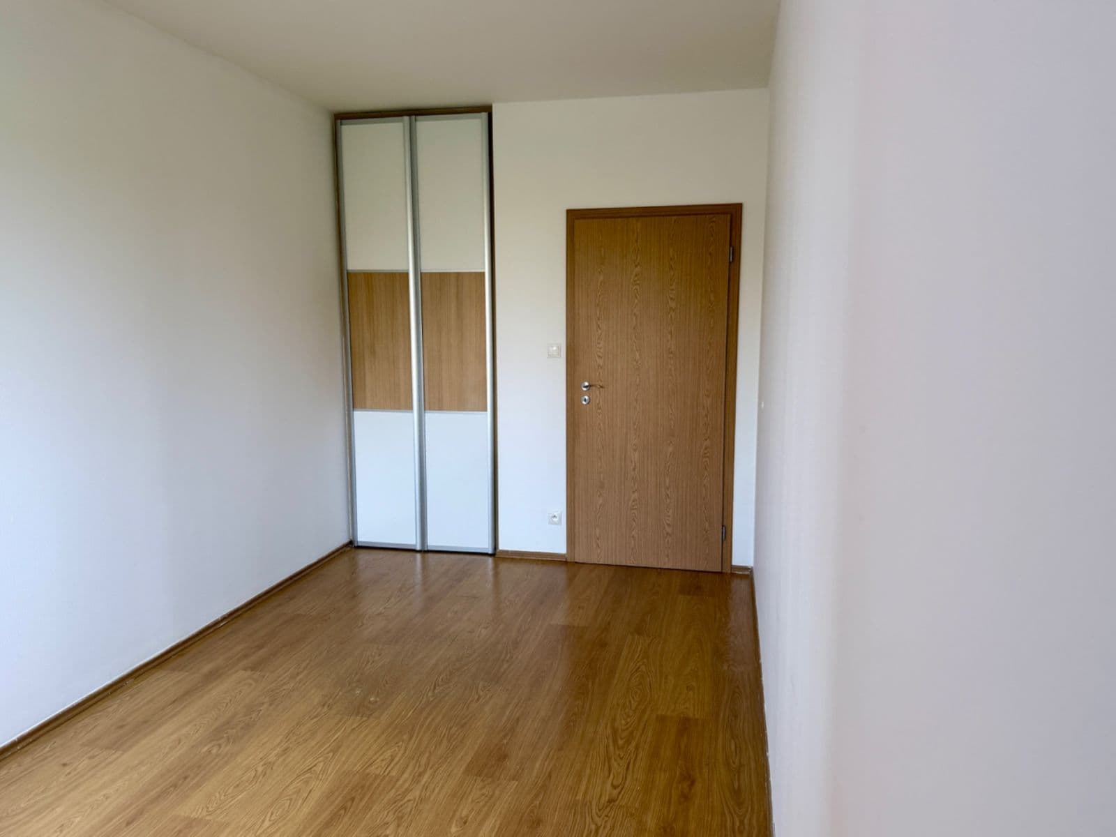 2 bedroom with open-plan kitchen flat to rent, 92 m², Kytlická, Prague, Prague 2 bedroom with open-plan kitchen flat to rent, 92 m², Kytlická, Prague, Prague