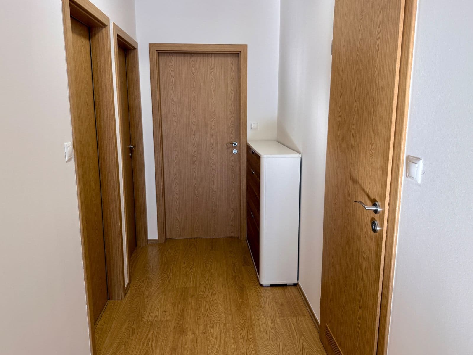 2 bedroom with open-plan kitchen flat to rent, 92 m², Kytlická, Prague, Prague 2 bedroom with open-plan kitchen flat to rent, 92 m², Kytlická, Prague, Prague