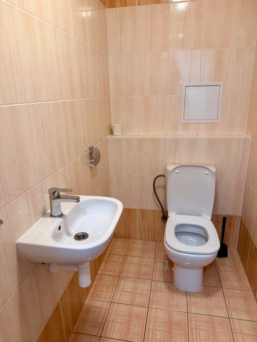 2 bedroom with open-plan kitchen flat to rent, 92 m², Kytlická, Prague, Prague 2 bedroom with open-plan kitchen flat to rent, 92 m², Kytlická, Prague, Prague