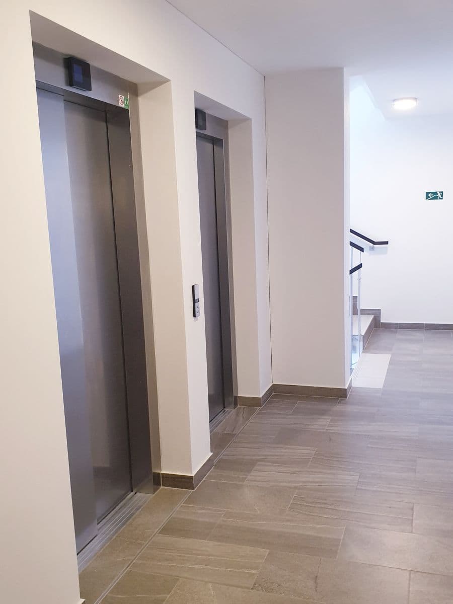 1 bedroom with open-plan kitchen flat to rent, 51 m², Do Zahrádek I, Prague, Prague 1 bedroom with open-plan kitchen flat to rent, 51 m², Do Zahrádek I, Prague, Prague