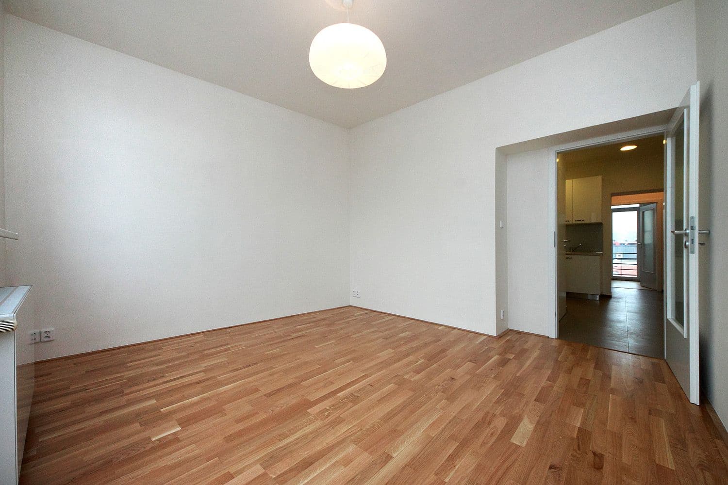 1 bedroom with open-plan kitchen flat to rent, 53 m², Přístavní, Prague, Prague 1 bedroom with open-plan kitchen flat to rent, 53 m², Přístavní, Prague, Prague