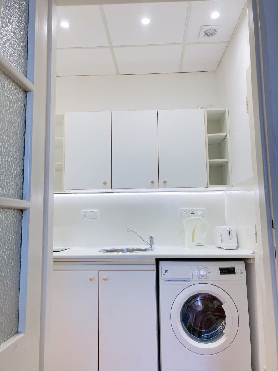 Studio flat to rent, 27 m², Na Vrstvách, Prague, Prague Studio flat to rent, 27 m², Na Vrstvách, Prague, Prague