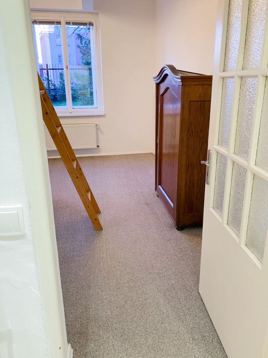 Studio flat to rent, 27 m², Na Vrstvách, Prague, Prague Studio flat to rent, 27 m², Na Vrstvách, Prague, Prague