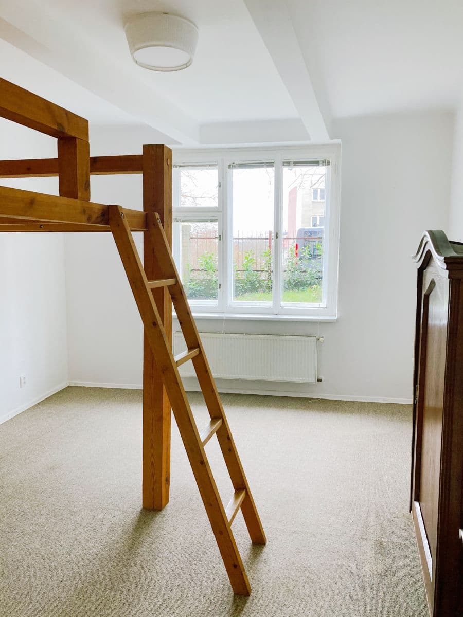 Studio flat to rent, 27 m², Na Vrstvách, Prague, Prague Studio flat to rent, 27 m², Na Vrstvách, Prague, Prague