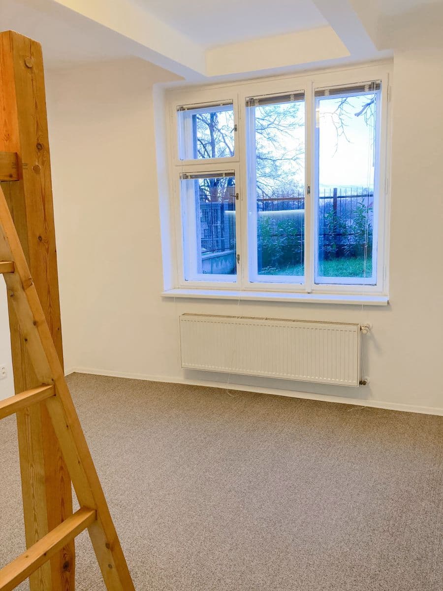 Studio flat to rent, 27 m², Na Vrstvách, Prague, Prague Studio flat to rent, 27 m², Na Vrstvách, Prague, Prague