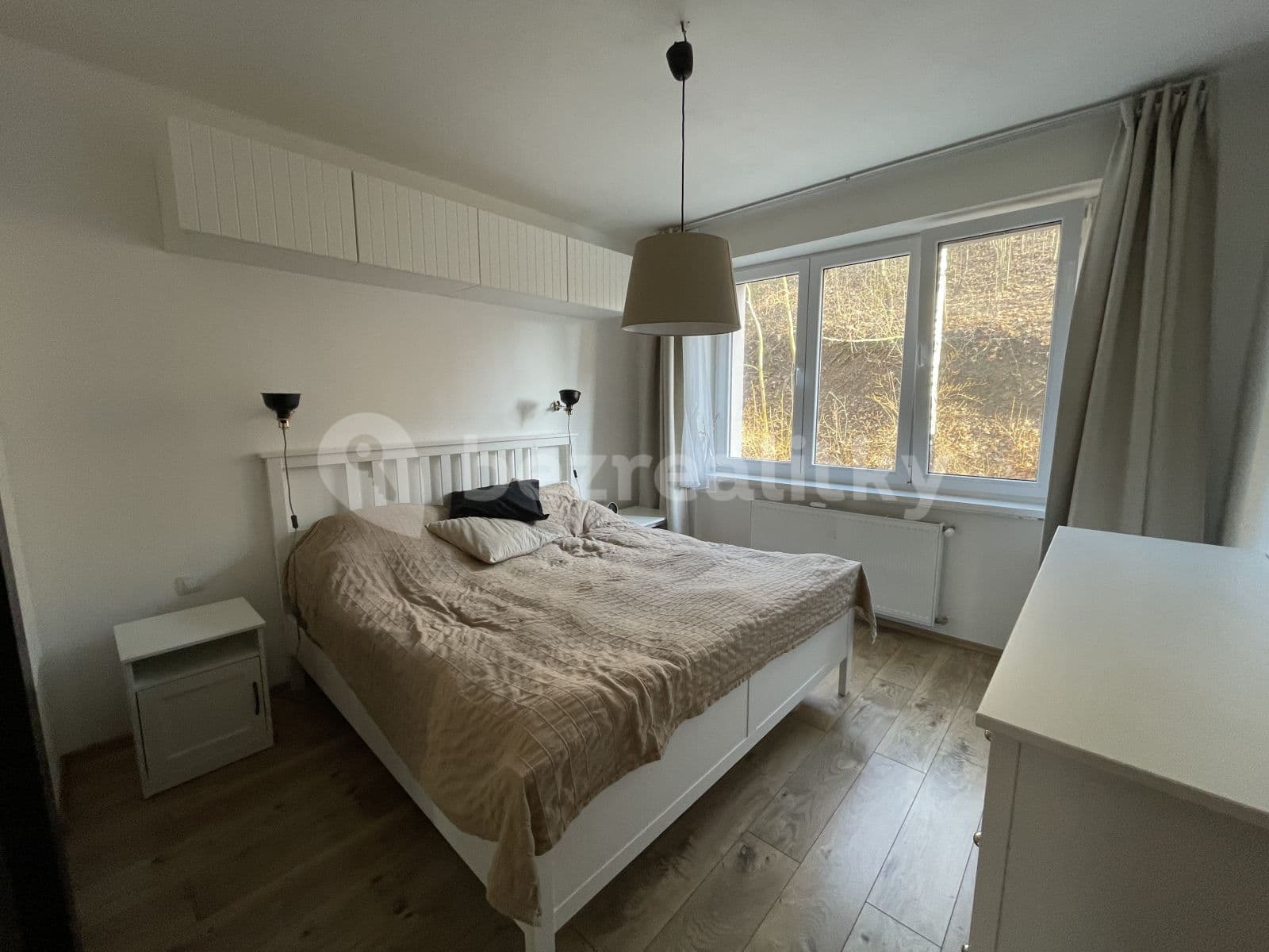 2 bedroom with open-plan kitchen flat to rent, 74 m², Jeremenkova, Prague, Prague 2 bedroom with open-plan kitchen flat to rent, 74 m², Jeremenkova, Prague, Prague