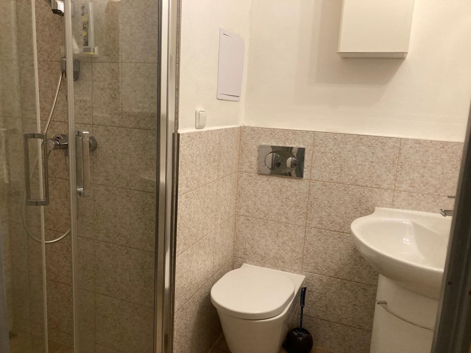 1 bedroom with open-plan kitchen flat to rent, 43 m², Mládí, Jablonec nad Nisou, Liberecký Region 1 bedroom with open-plan kitchen flat to rent, 43 m², Mládí, Jablonec nad Nisou, Liberecký Region