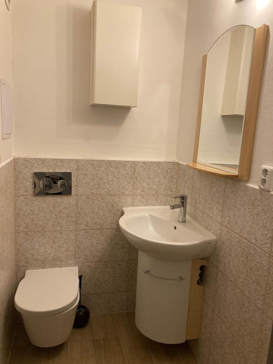 1 bedroom with open-plan kitchen flat to rent, 43 m², Mládí, Jablonec nad Nisou, Liberecký Region 1 bedroom with open-plan kitchen flat to rent, 43 m², Mládí, Jablonec nad Nisou, Liberecký Region