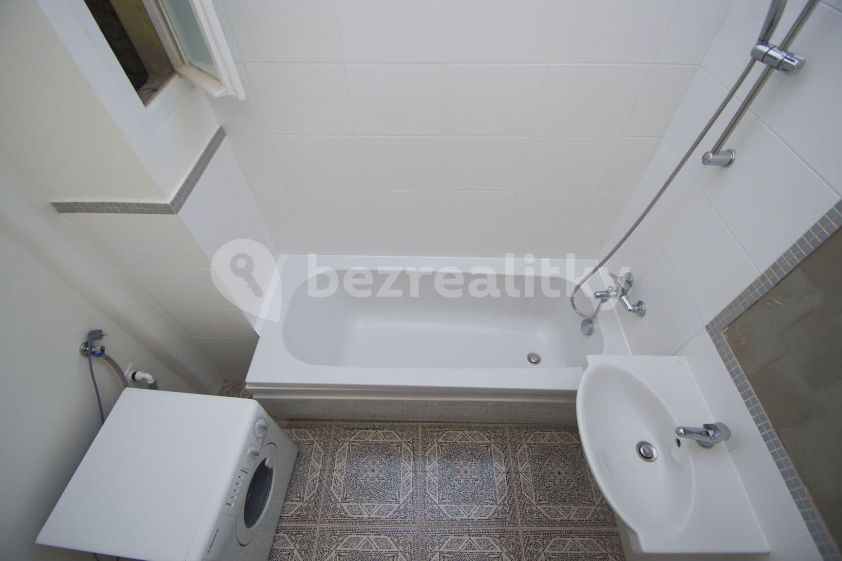 1 bedroom flat to rent, 48 m², Malešická, Prague, Prague 1 bedroom flat to rent, 48 m², Malešická, Prague, Prague