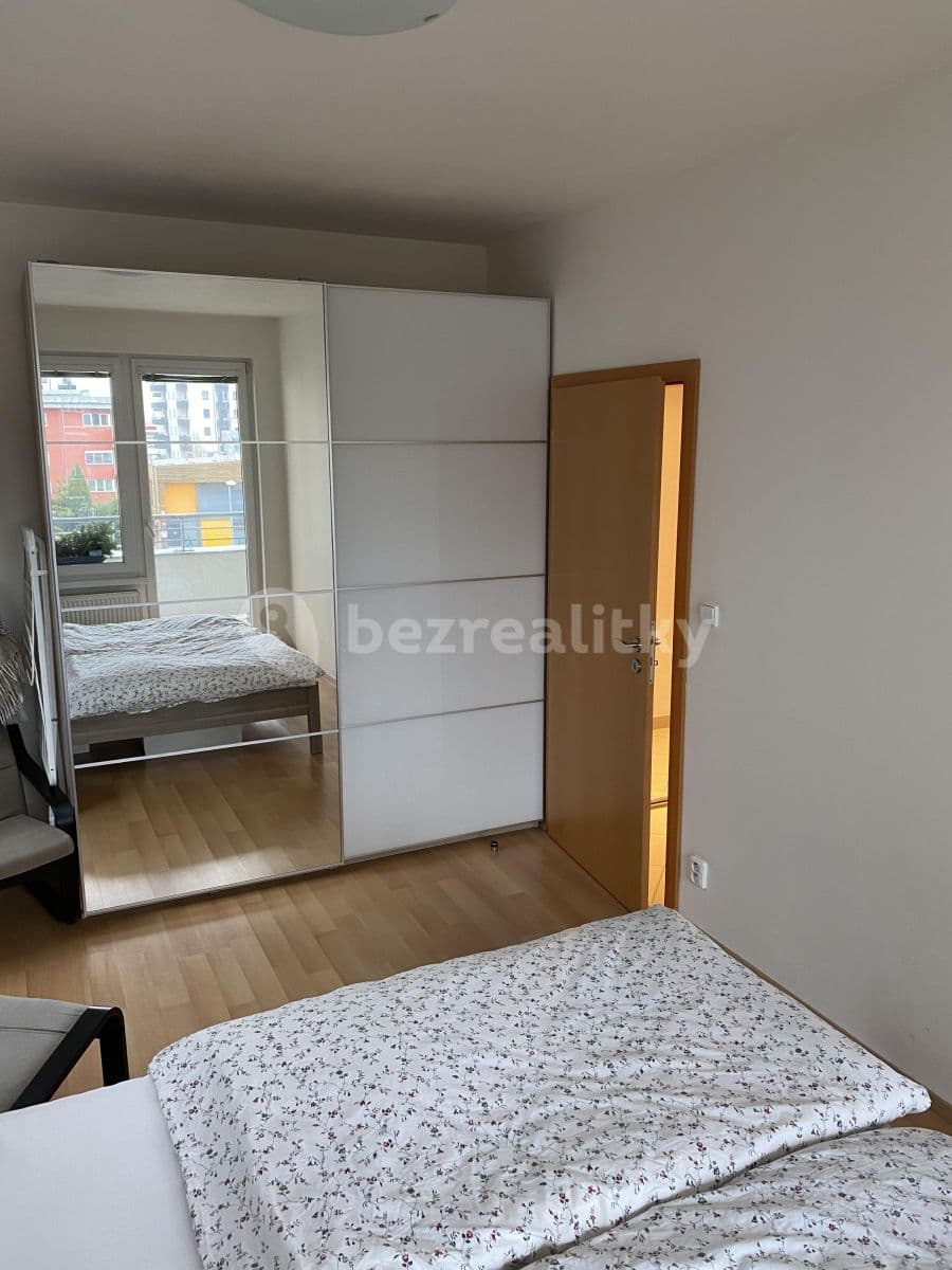 1 bedroom with open-plan kitchen flat to rent, 64 m², Pavla Beneše, Prague, Prague 1 bedroom with open-plan kitchen flat to rent, 64 m², Pavla Beneše, Prague, Prague