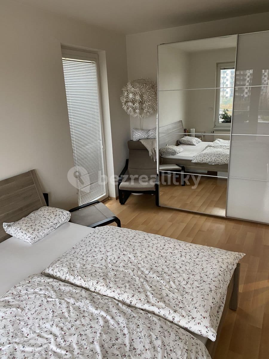 1 bedroom with open-plan kitchen flat to rent, 64 m², Pavla Beneše, Prague, Prague 1 bedroom with open-plan kitchen flat to rent, 64 m², Pavla Beneše, Prague, Prague