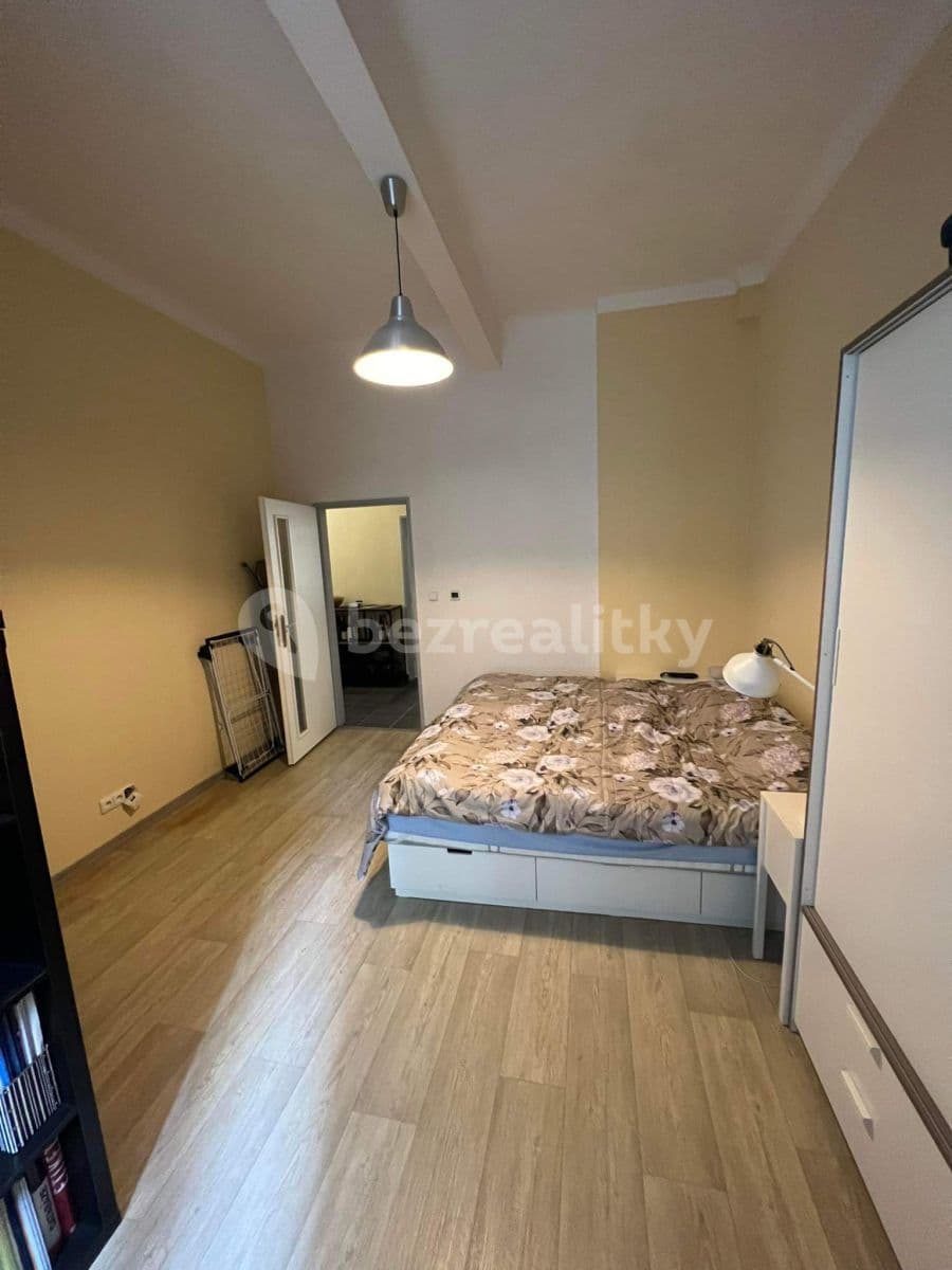 1 bedroom with open-plan kitchen flat to rent, 46 m², Na Spojce, Prague, Prague 1 bedroom with open-plan kitchen flat to rent, 46 m², Na Spojce, Prague, Prague