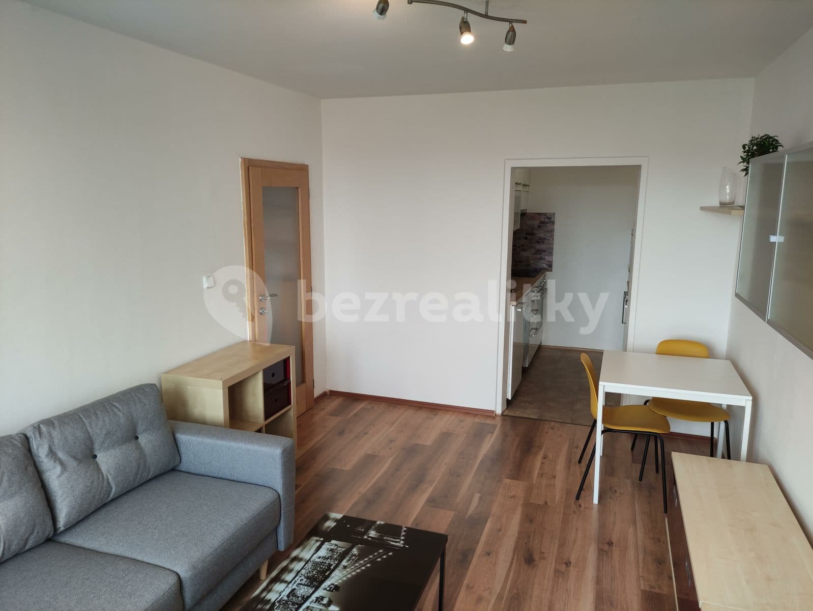 1 bedroom with open-plan kitchen flat to rent, 45 m², Ohradní, Prague, Prague 1 bedroom with open-plan kitchen flat to rent, 45 m², Ohradní, Prague, Prague