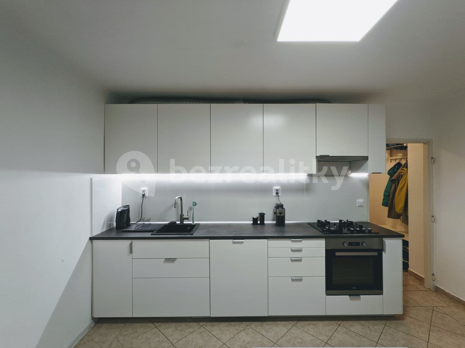 2 bedroom flat to rent, 50 m², Vostrovská, Prague, Prague 2 bedroom flat to rent, 50 m², Vostrovská, Prague, Prague