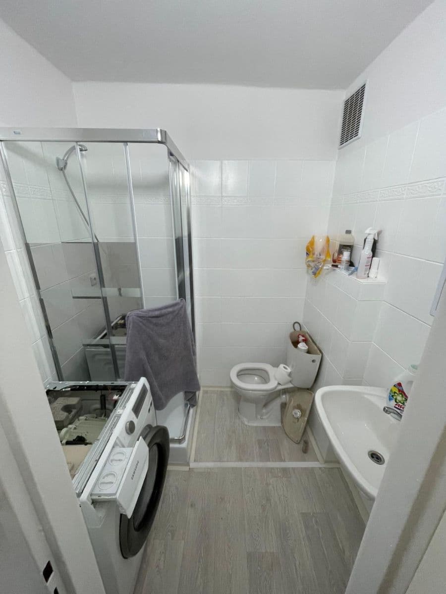 1 bedroom flat to rent, 35 m², Třída Míru, Beroun, Středočeský Region 1 bedroom flat to rent, 35 m², Třída Míru, Beroun, Středočeský Region