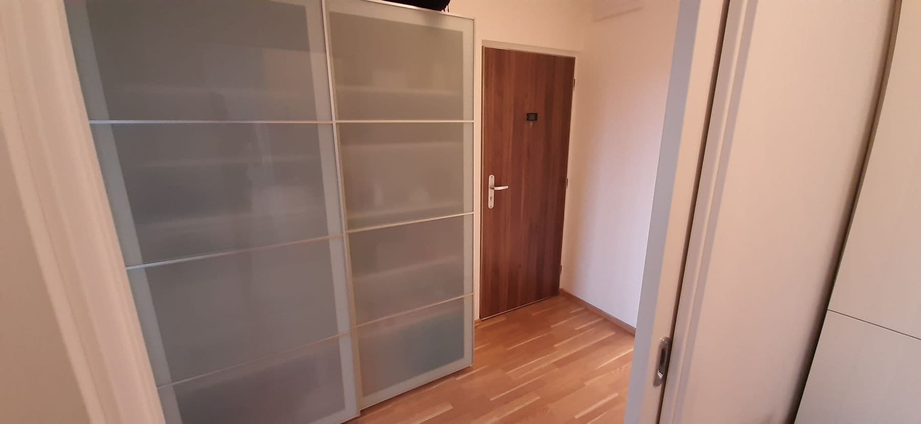 1 bedroom with open-plan kitchen flat to rent, 42 m², Laudova, Prague, Prague 1 bedroom with open-plan kitchen flat to rent, 42 m², Laudova, Prague, Prague
