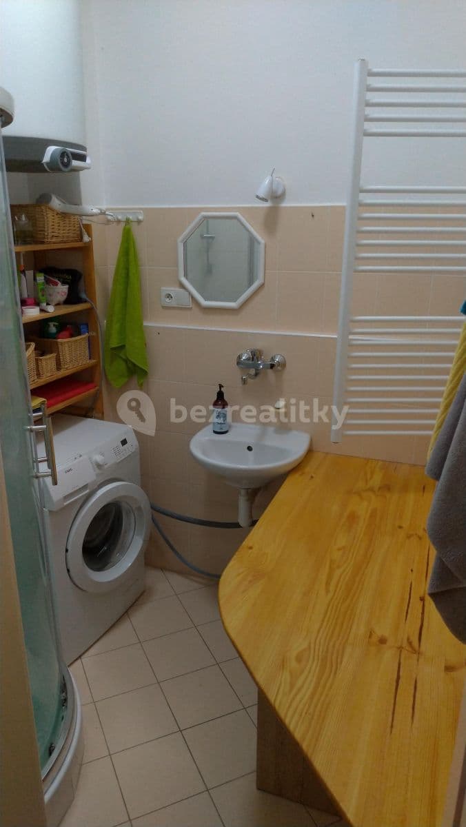 1 bedroom flat to rent, 49 m², Hradeckých, Prague, Prague 1 bedroom flat to rent, 49 m², Hradeckých, Prague, Prague