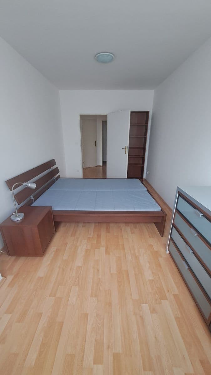 1 bedroom with open-plan kitchen flat to rent, 70 m², Kodymova, Prague, Prague 1 bedroom with open-plan kitchen flat to rent, 70 m², Kodymova, Prague, Prague
