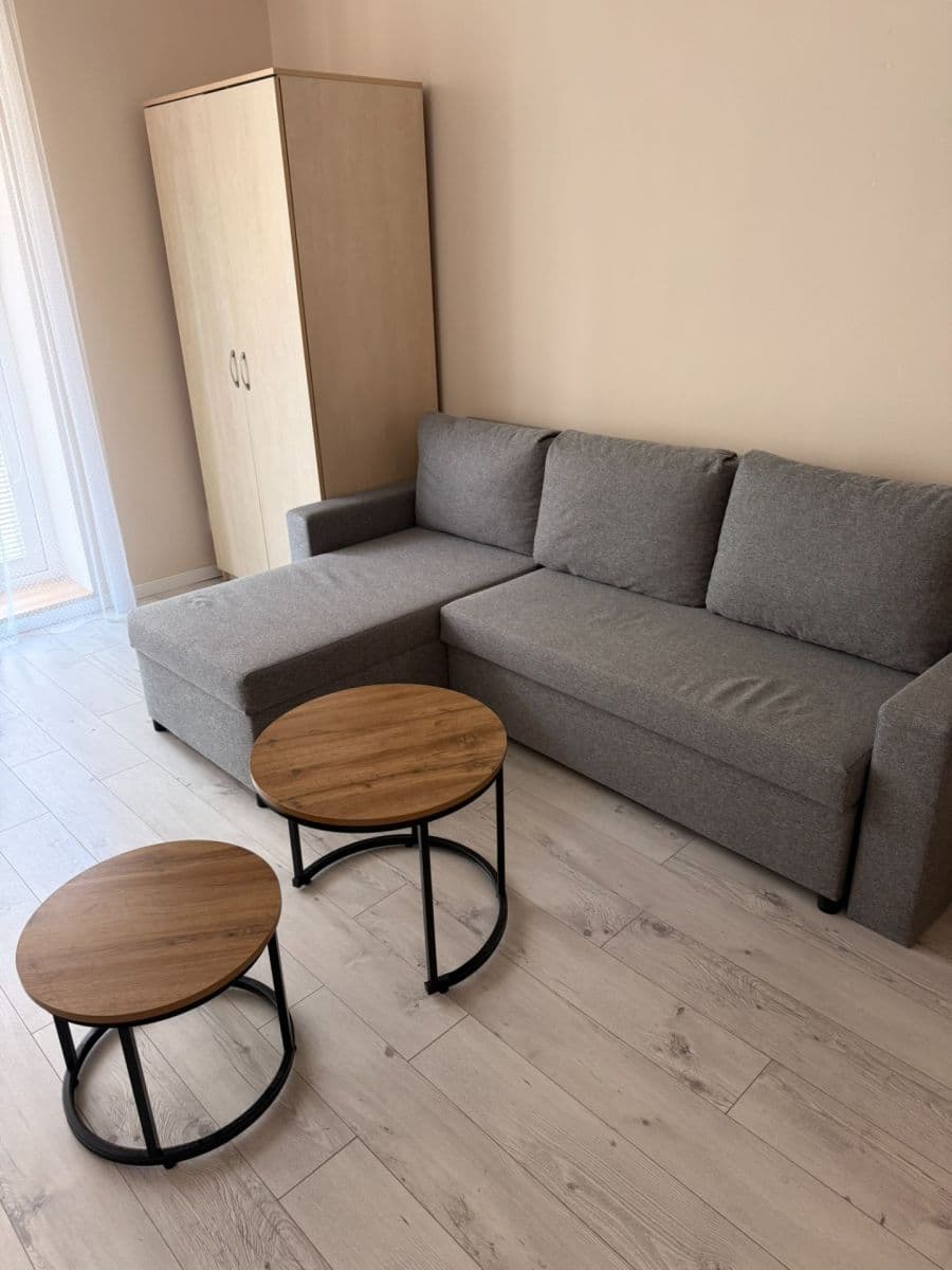 Studio flat to rent, 24 m², Lipnická, Prague, Prague Studio flat to rent, 24 m², Lipnická, Prague, Prague