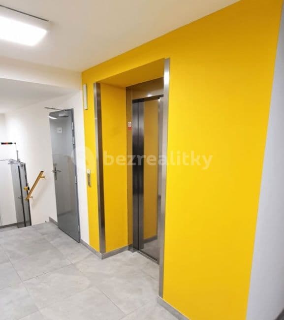 1 bedroom with open-plan kitchen flat to rent, 54 m², Tovární, Čelákovice, Středočeský Region 1 bedroom with open-plan kitchen flat to rent, 54 m², Tovární, Čelákovice, Středočeský Region