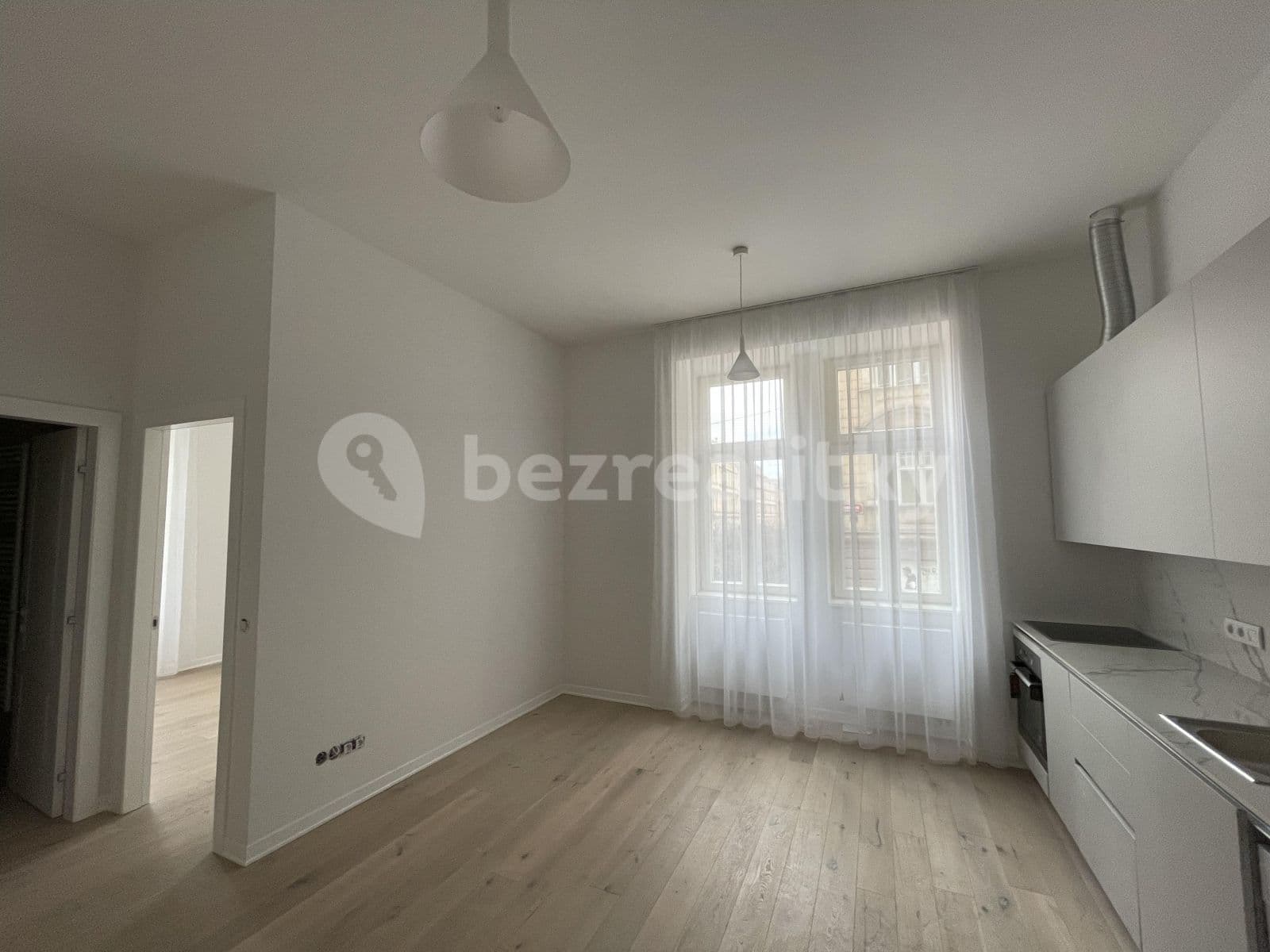 1 bedroom with open-plan kitchen flat to rent, 37 m², Kmochova, Prague, Prague 1 bedroom with open-plan kitchen flat to rent, 37 m², Kmochova, Prague, Prague