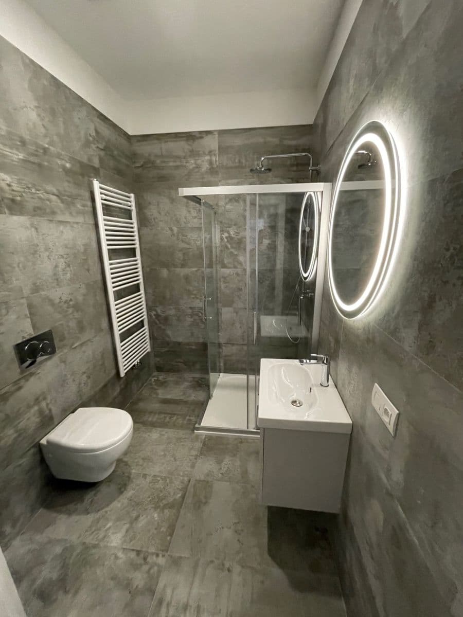 1 bedroom with open-plan kitchen flat to rent, 47 m², Kmochova, Prague, Prague 1 bedroom with open-plan kitchen flat to rent, 47 m², Kmochova, Prague, Prague