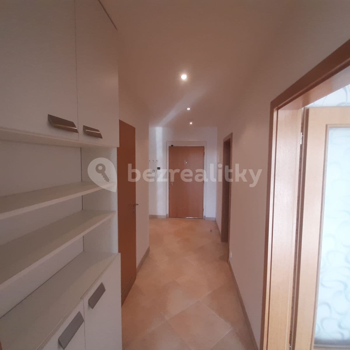 1 bedroom with open-plan kitchen flat to rent, 62 m², Tlumačovská, Prague, Prague 1 bedroom with open-plan kitchen flat to rent, 62 m², Tlumačovská, Prague, Prague