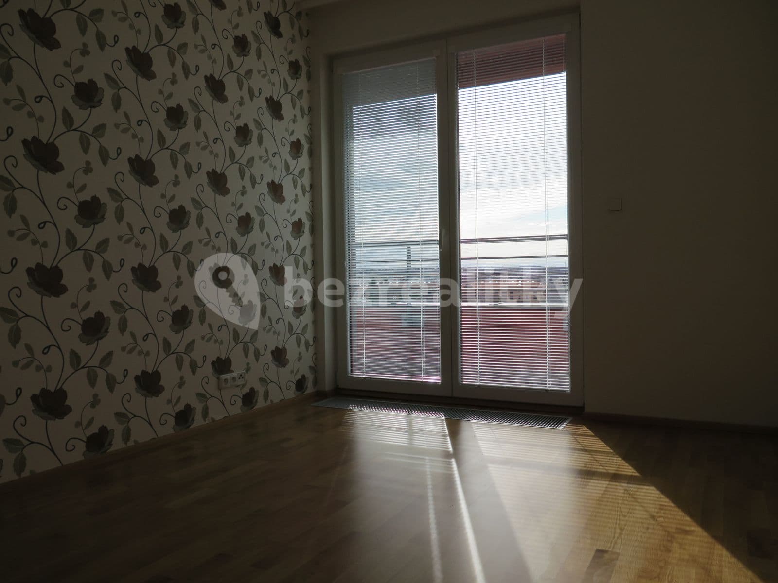 1 bedroom with open-plan kitchen flat to rent, 62 m², Tlumačovská, Prague, Prague 1 bedroom with open-plan kitchen flat to rent, 62 m², Tlumačovská, Prague, Prague