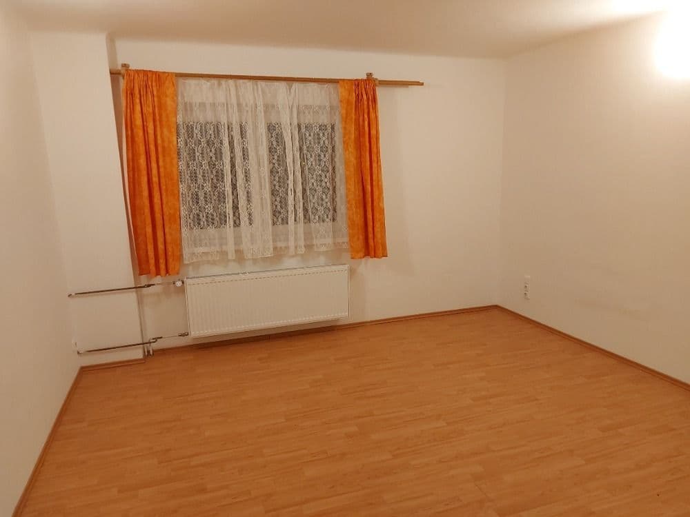 2 bedroom with open-plan kitchen flat to rent, 65 m², Kostelec u Křížků, Středočeský Region 2 bedroom with open-plan kitchen flat to rent, 65 m², Kostelec u Křížků, Středočeský Region