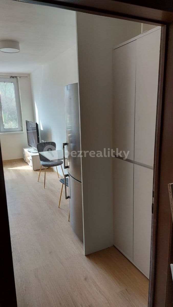 1 bedroom with open-plan kitchen flat to rent, 37 m², Ovčí hájek, Prague, Prague 1 bedroom with open-plan kitchen flat to rent, 37 m², Ovčí hájek, Prague, Prague