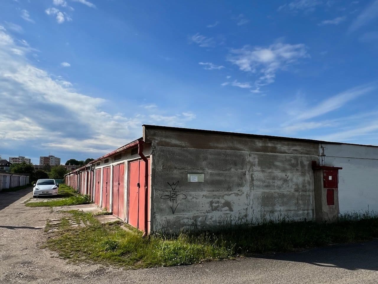 garage to rent, 19 m², U Mostku, Hradec Králové, Královéhradecký Region garage to rent, 19 m², U Mostku, Hradec Králové, Královéhradecký Region