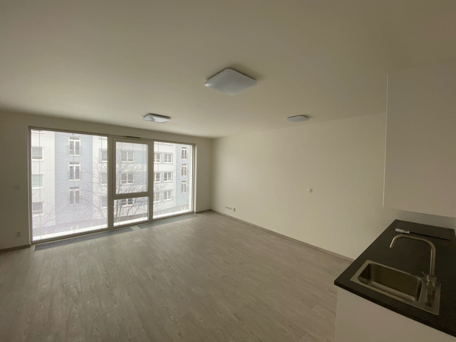 Studio flat to rent, 41 m², Křižíkova, Prague, Prague Studio flat to rent, 41 m², Křižíkova, Prague, Prague