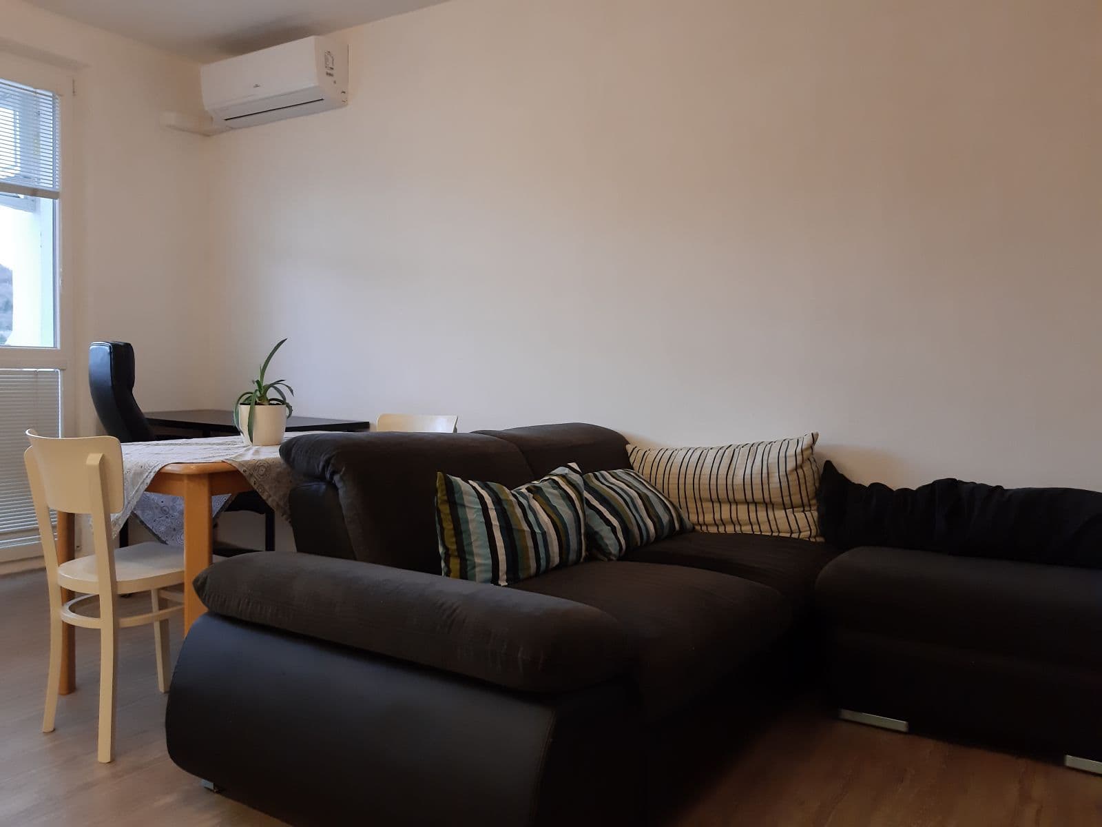 2 bedroom flat to rent, 43 m², Devínska Nová Ves, Bratislavský Region 2 bedroom flat to rent, 43 m², Devínska Nová Ves, Bratislavský Region