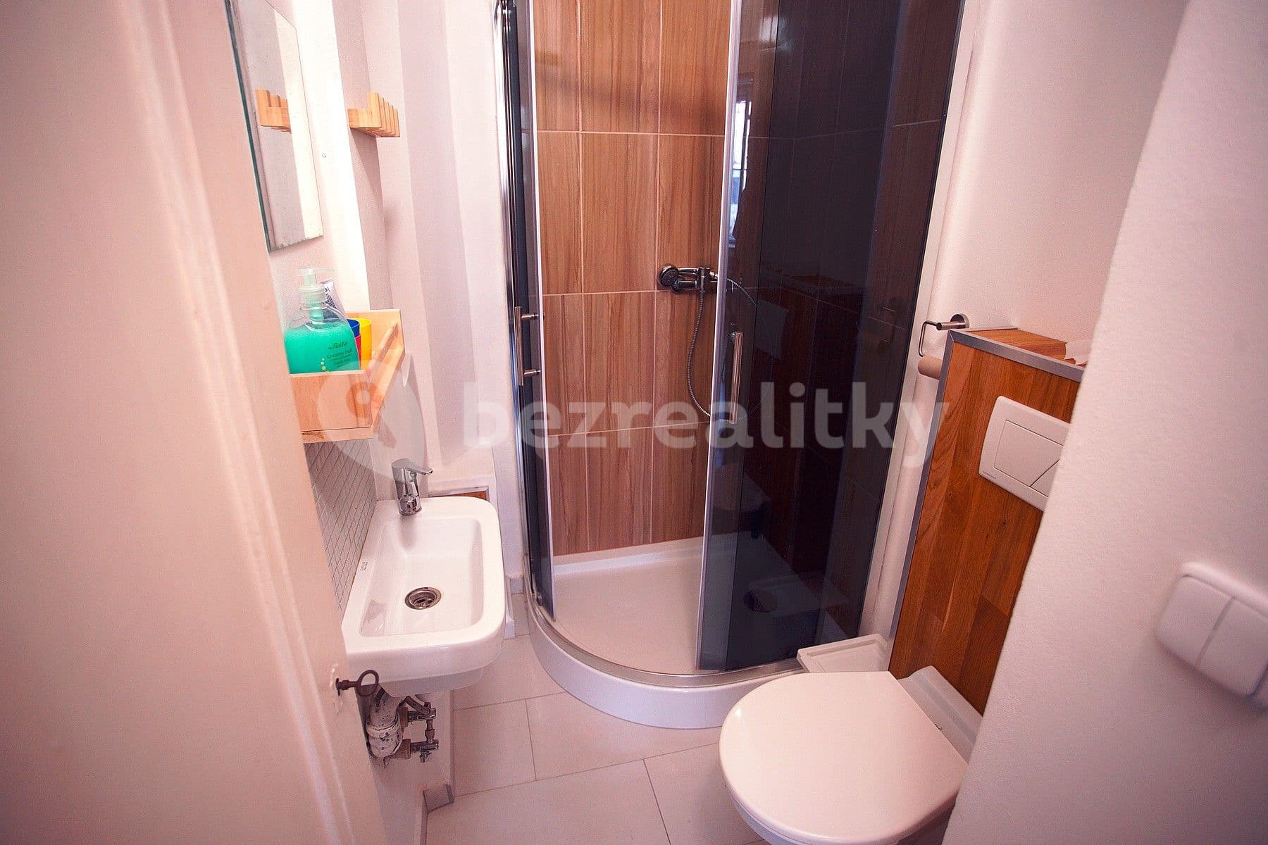 Studio flat to rent, 28 m², Adamovská, Prague, Prague Studio flat to rent, 28 m², Adamovská, Prague, Prague